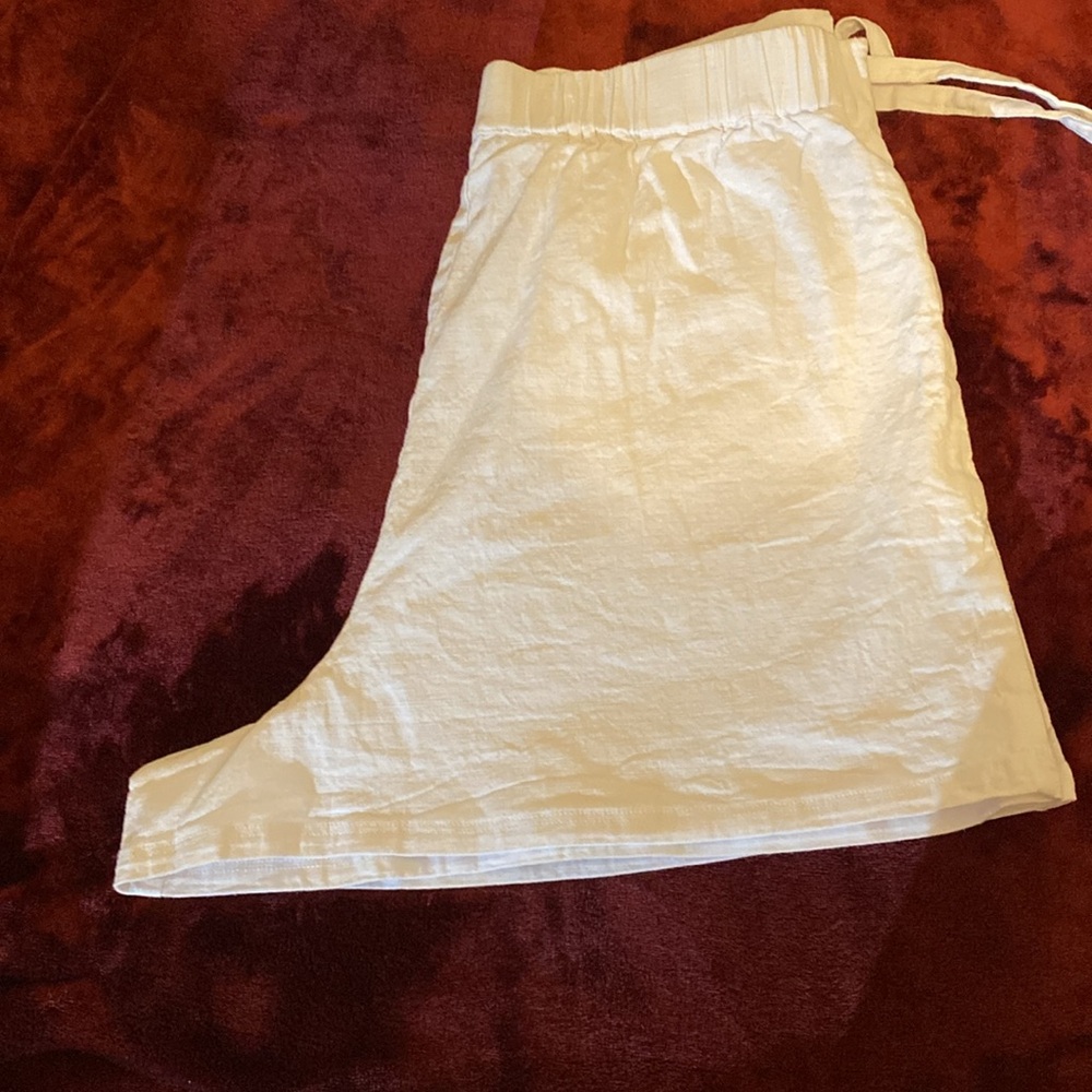 Francescas collection skort size M color white. - Picture 5 of 7